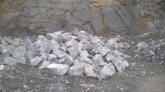 Armour outlet the rock